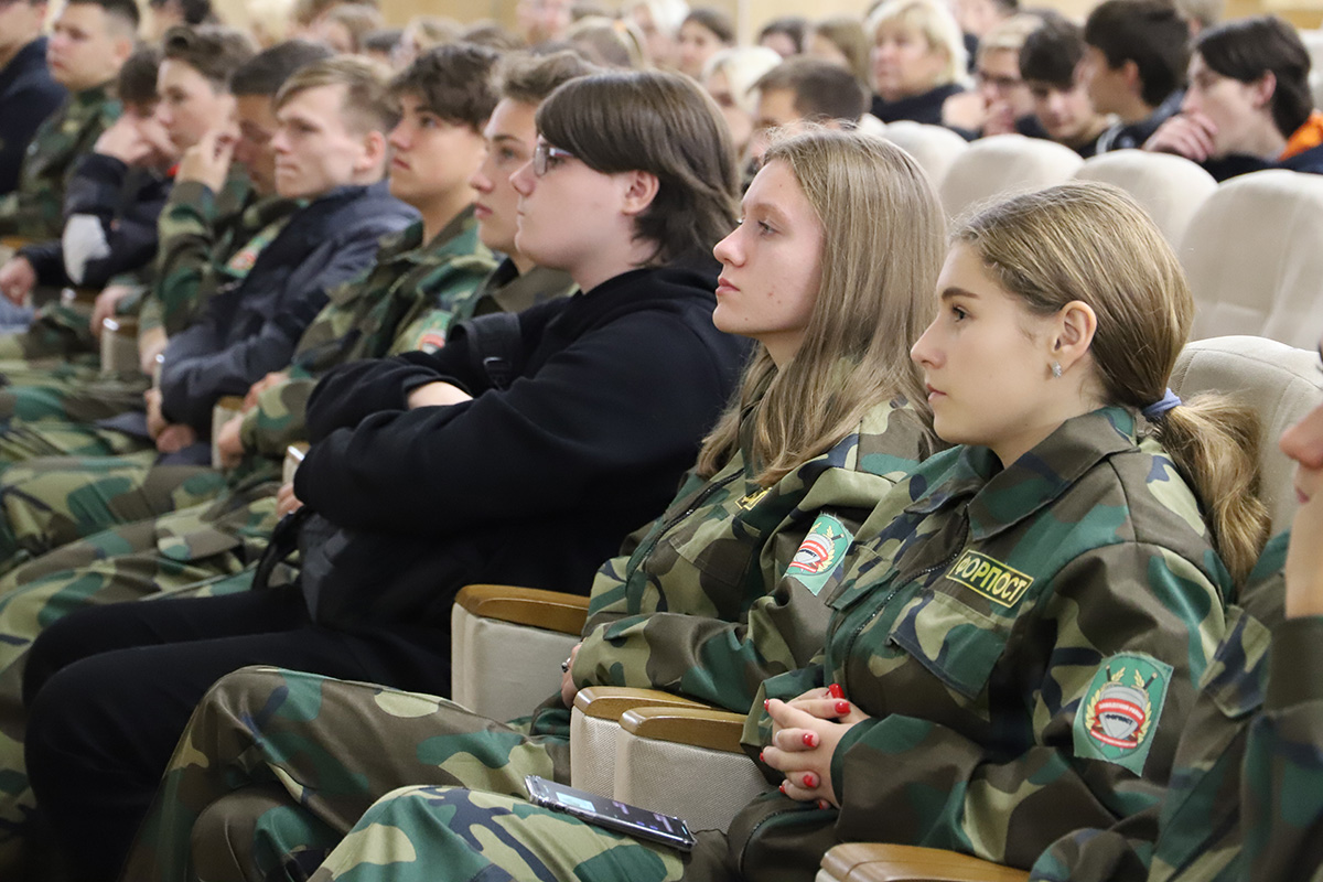 Милицейский вуз радушно принял в своих стенах будущих абитуриентов